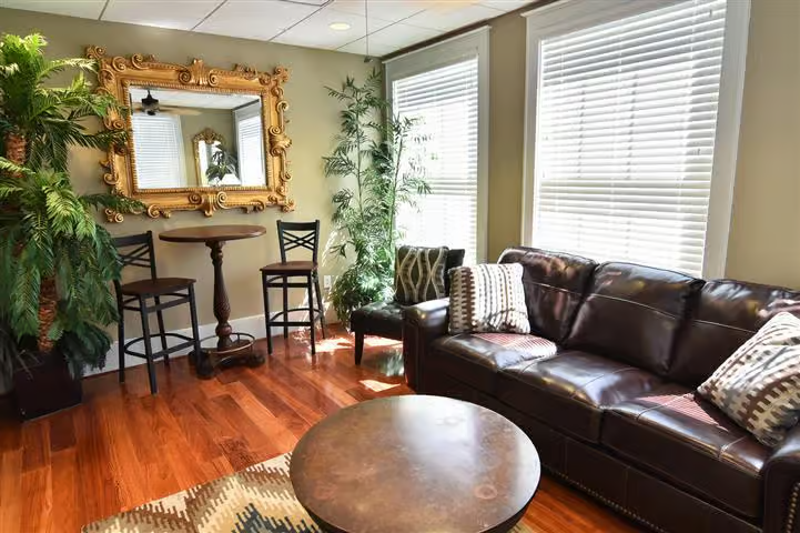Suite 201